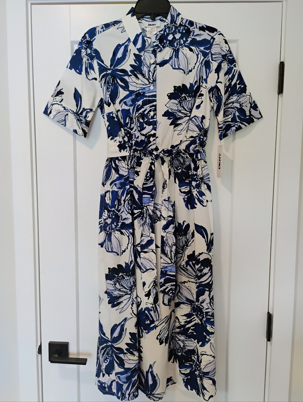NWT 4 DKNY Blue And White Abstract Floral Short Sleeve Midi Shirt Dress NEW - Picture 8 of 10
